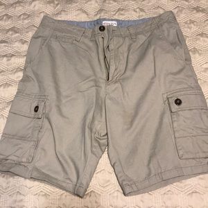 men’s cargo shorts